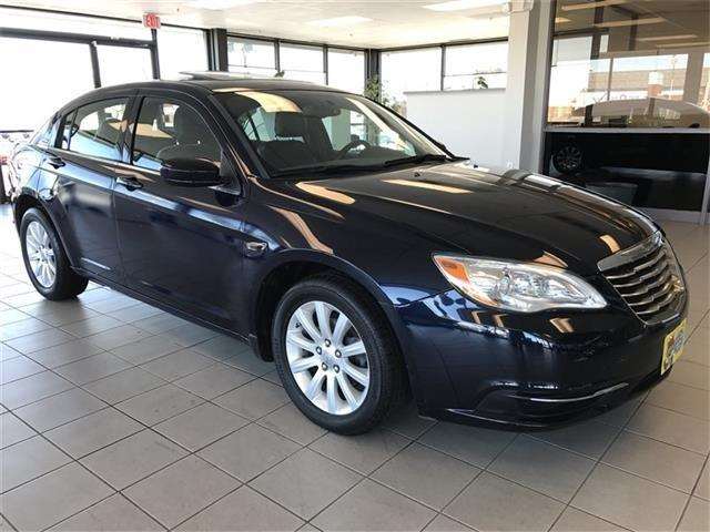 2012 Chrysler 200 Touring 4dr Sedan